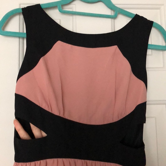 Pink & Black Dress - Picture 2 of 3